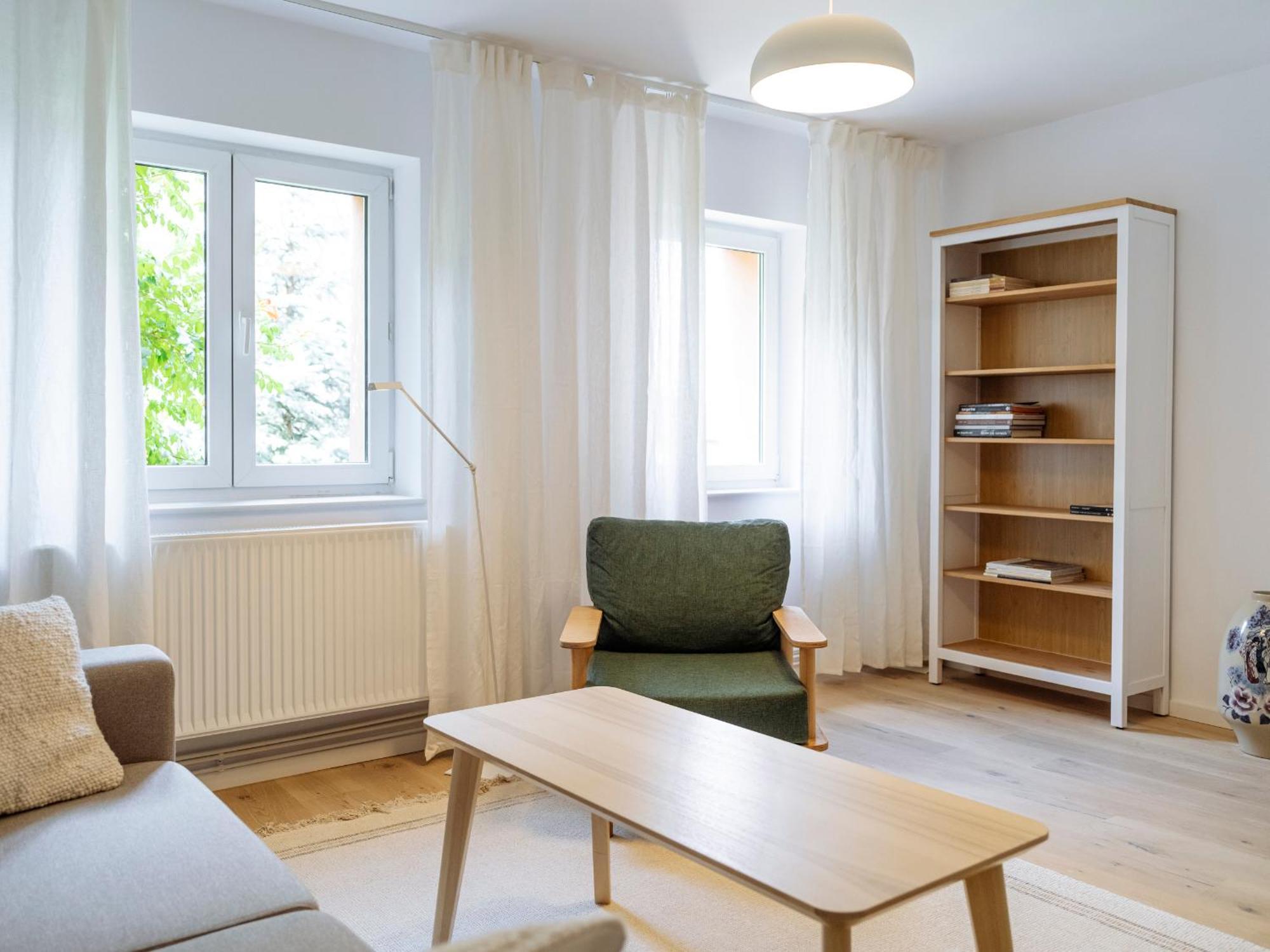 Cozy Central Apartment Near The Forest Brasov Bagian luar foto