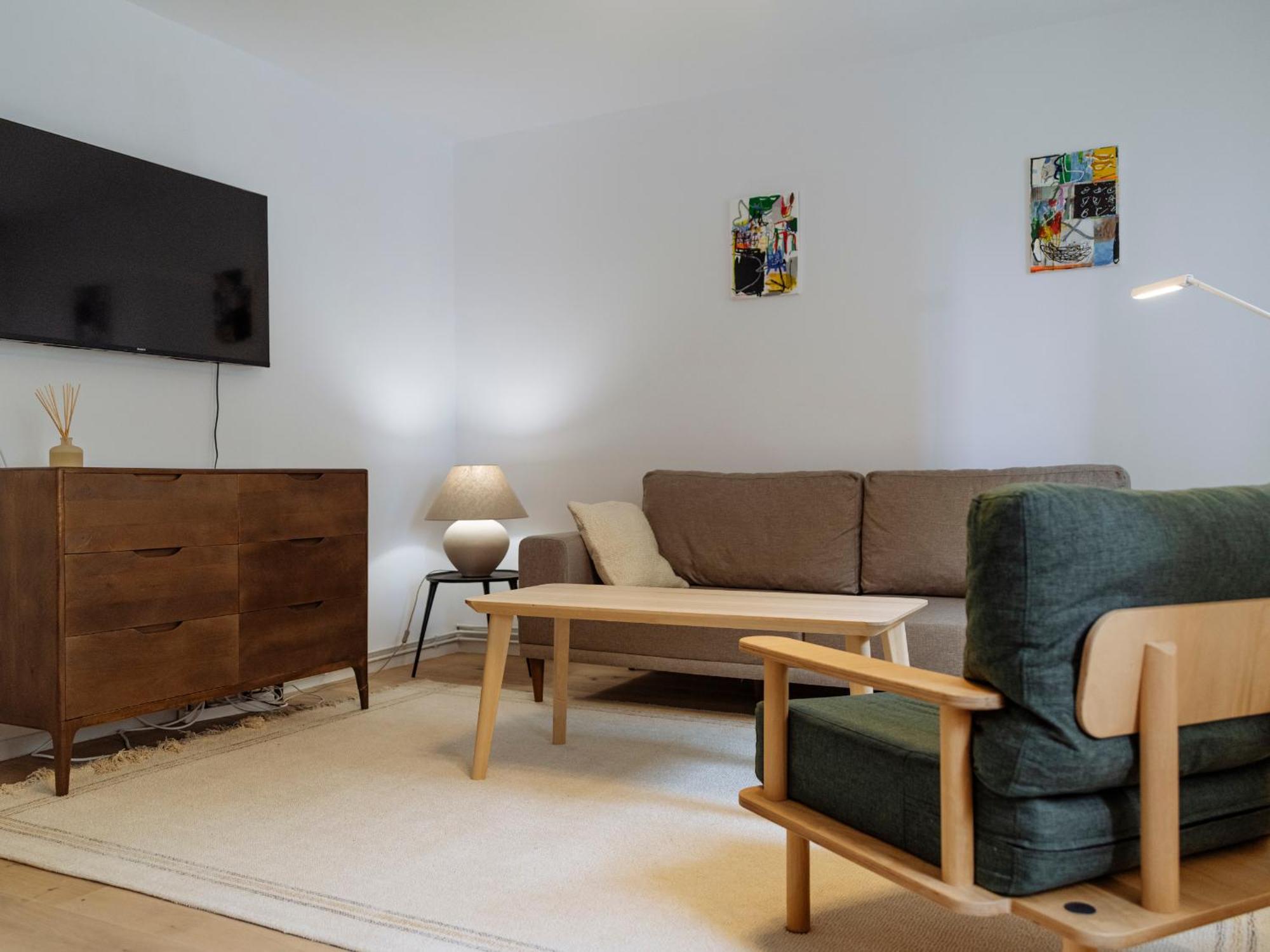 Cozy Central Apartment Near The Forest Brasov Bagian luar foto